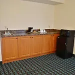 Country Hearth Inn & Suites - Kenton 